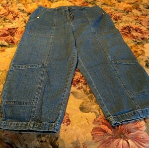 VTG DENIM&CO High Waisted Denim Capri Pants with 6 Pockets - EVC - 18W